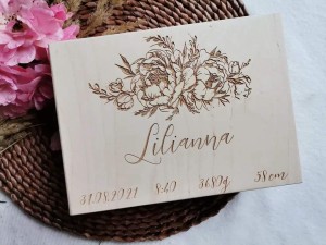 Pudełko pamiątkowe Peonie personalizowane 