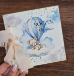 Drewniana karta kartka na Roczek Miś w balonie 