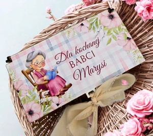 Personalizowane pudełko Dzień Babci  prezent na czekoladę, słodycze i pieniądze krówki 